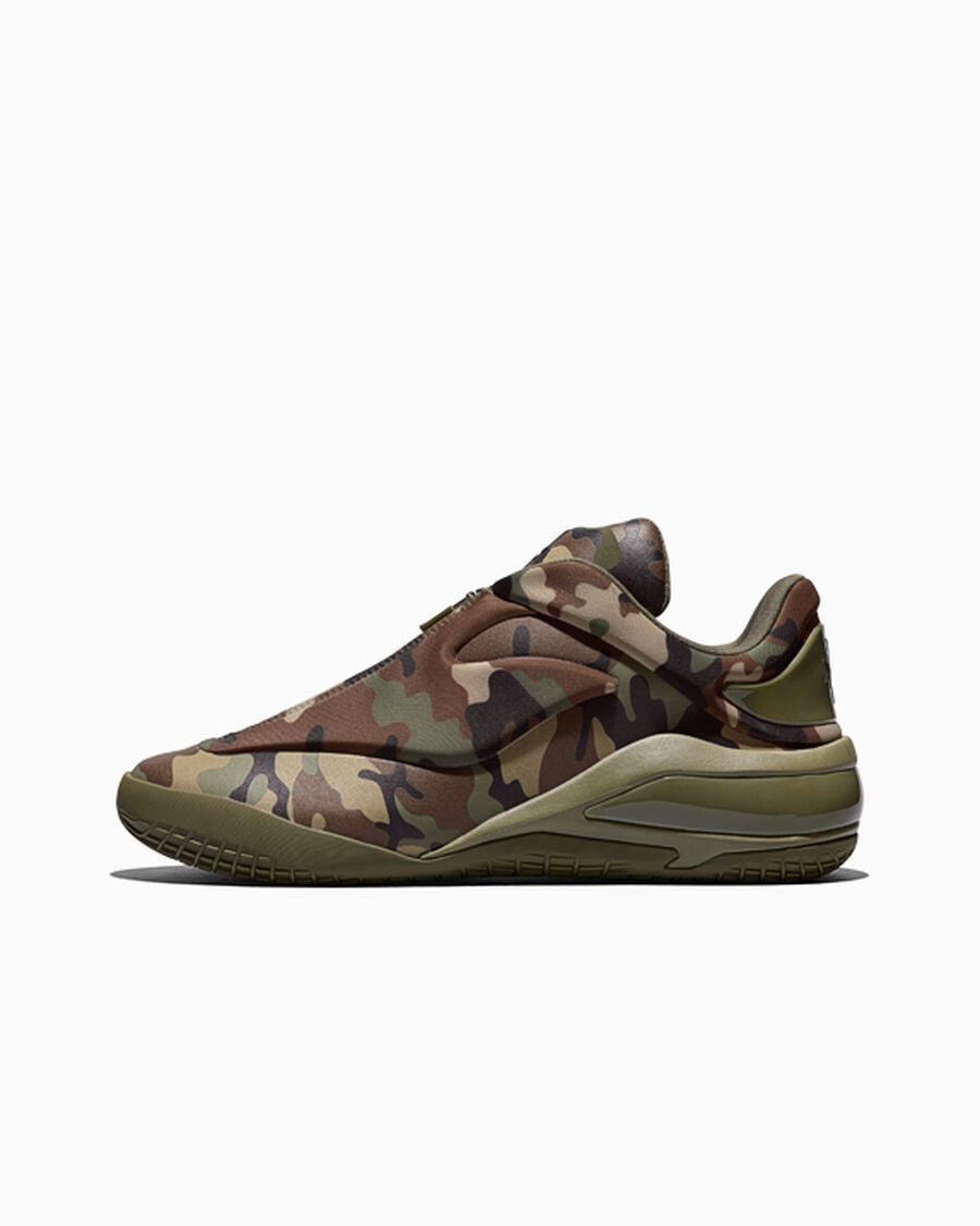Camo Basketball Low Top Shoe