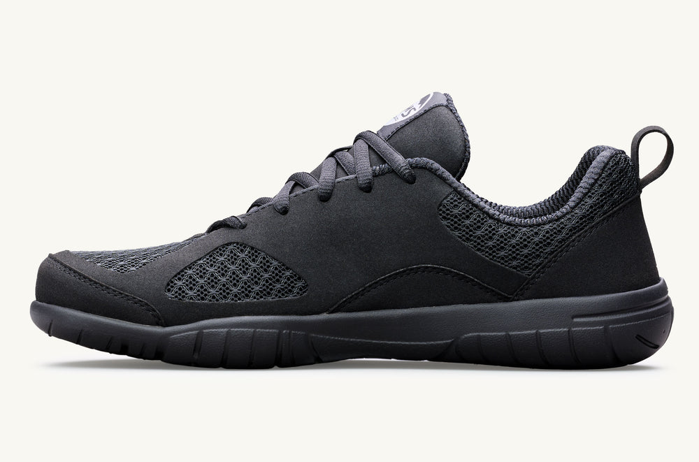 Minimalist Training Sneaker - Black