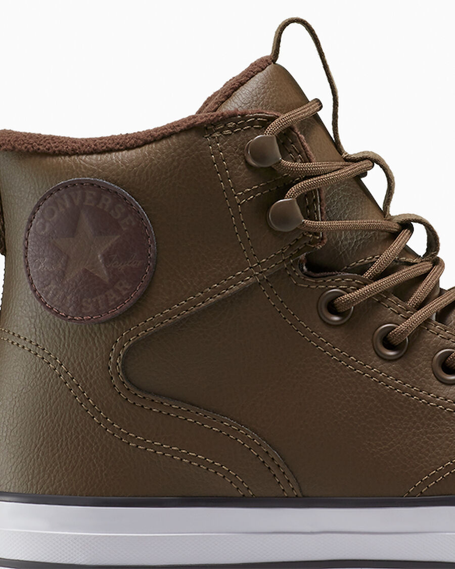 Water-Repellent High Top Hiker Boot - Grounded/Totally Fudged/White