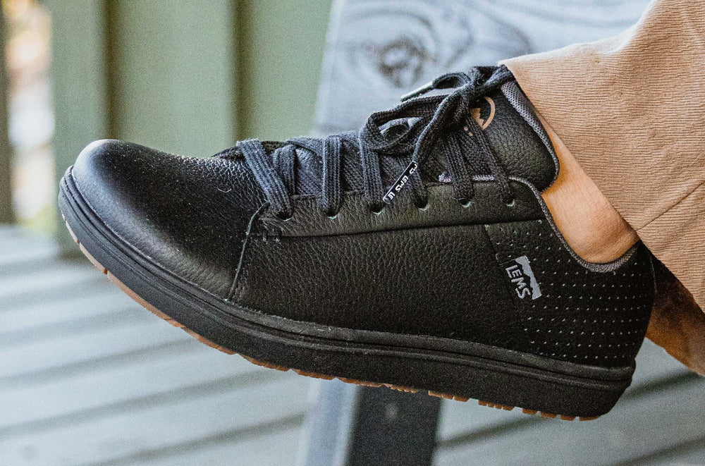 Women's Leather Zero-Drop Lace-Up Sneaker - Midnight