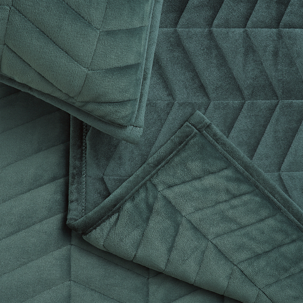 Twin/Twin XL Chevron Quilt Set - Navy