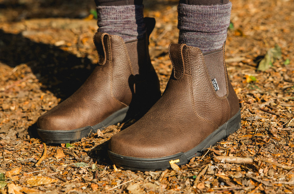 Women's Waterproof Leather Chelsea Boot - Dark Roast