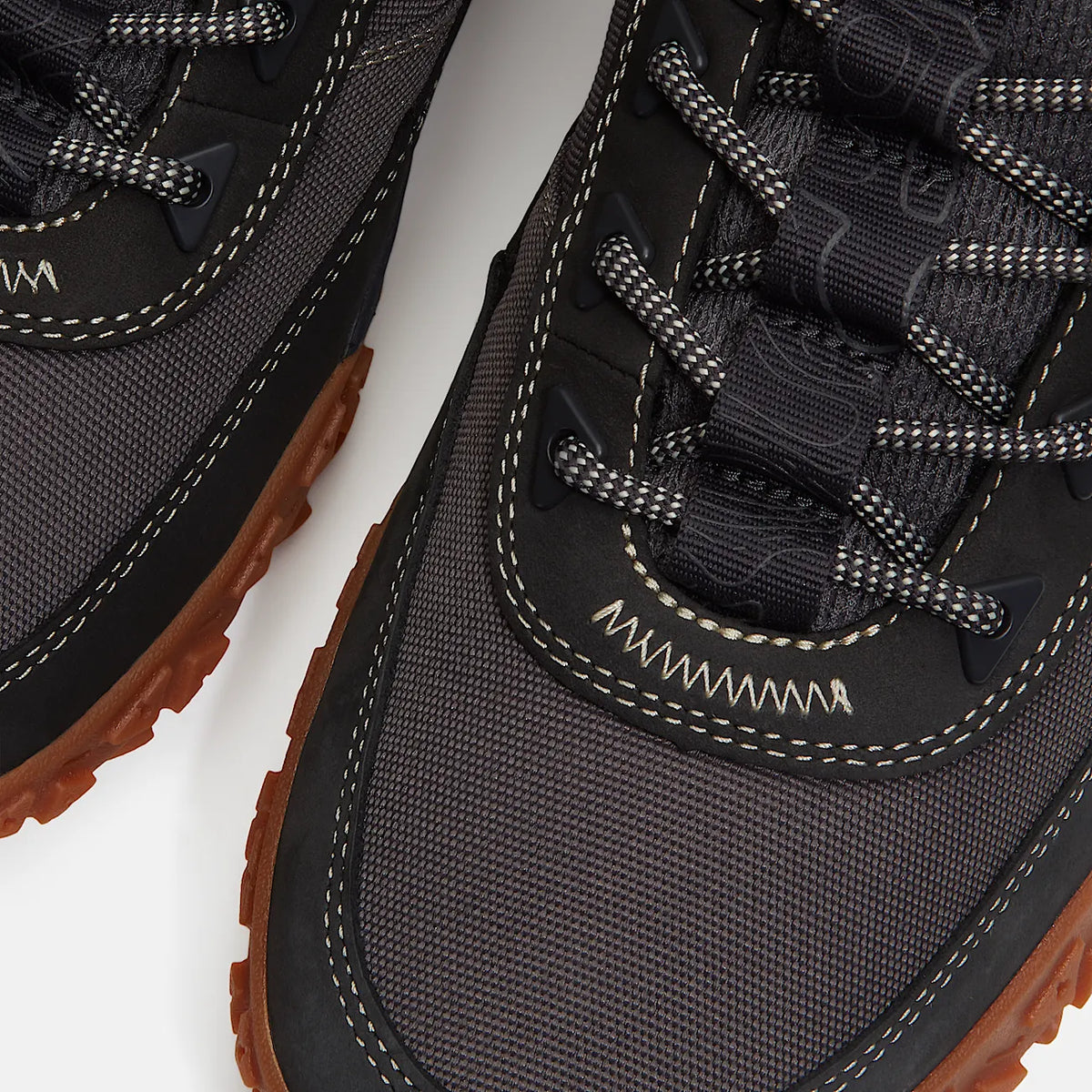 Men's Mid-Top Sneaker
