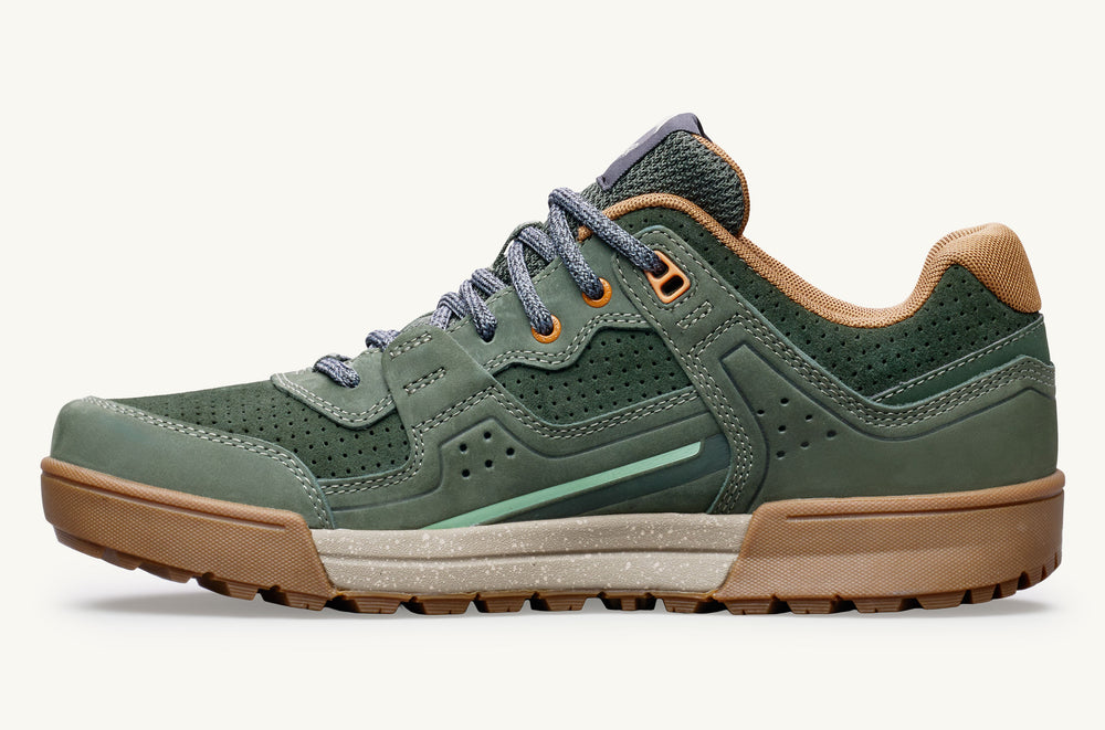Women's Trail Sneaker - Ghost