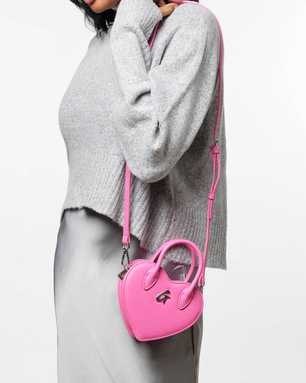 Mini Heart-Shaped Crossbody Bag - Pink
