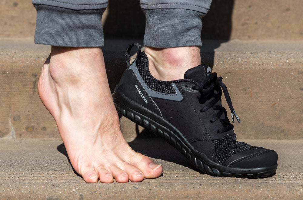 Men's Minimalist Training Sneaker - Gray