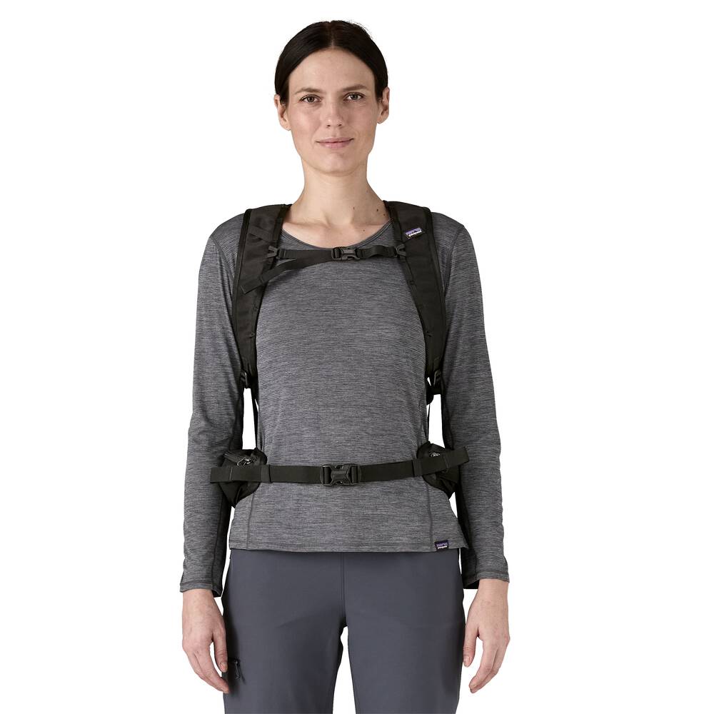 22L Hiking Daypack - Black