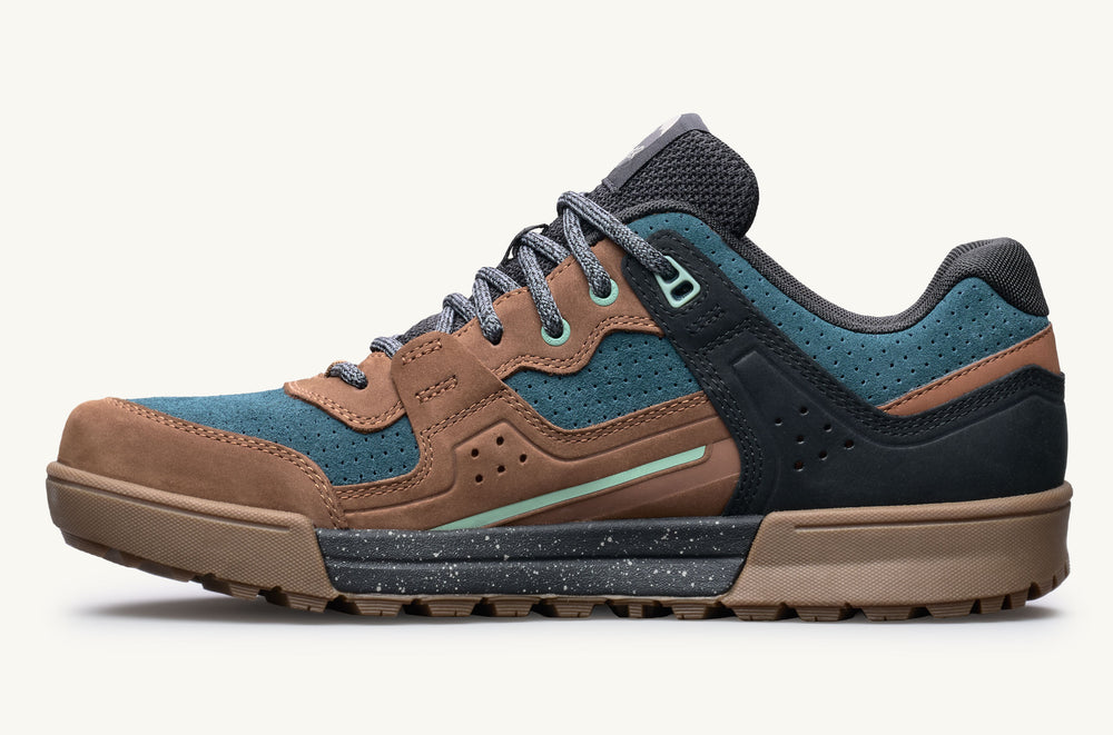 Men's Trail Sneaker - Moss