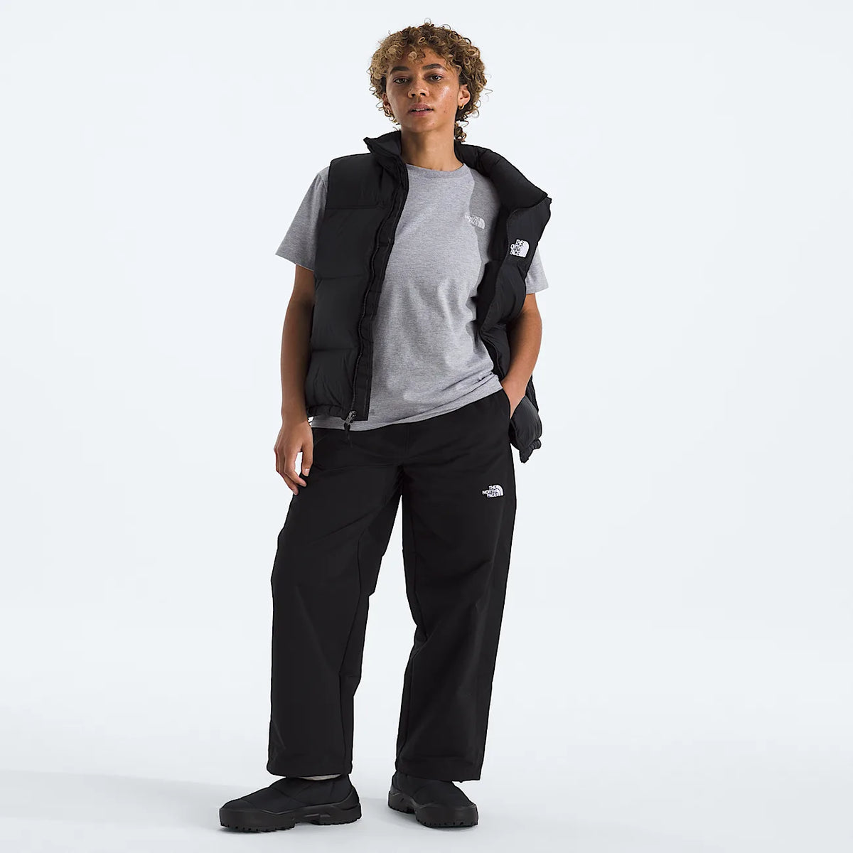 Women's Relaxed Graphic Short-Sleeve T-Shirt - Gray