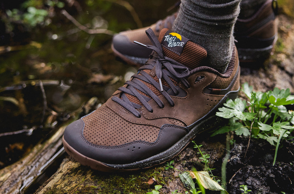 Men's Leather Trail Sneaker - Bark