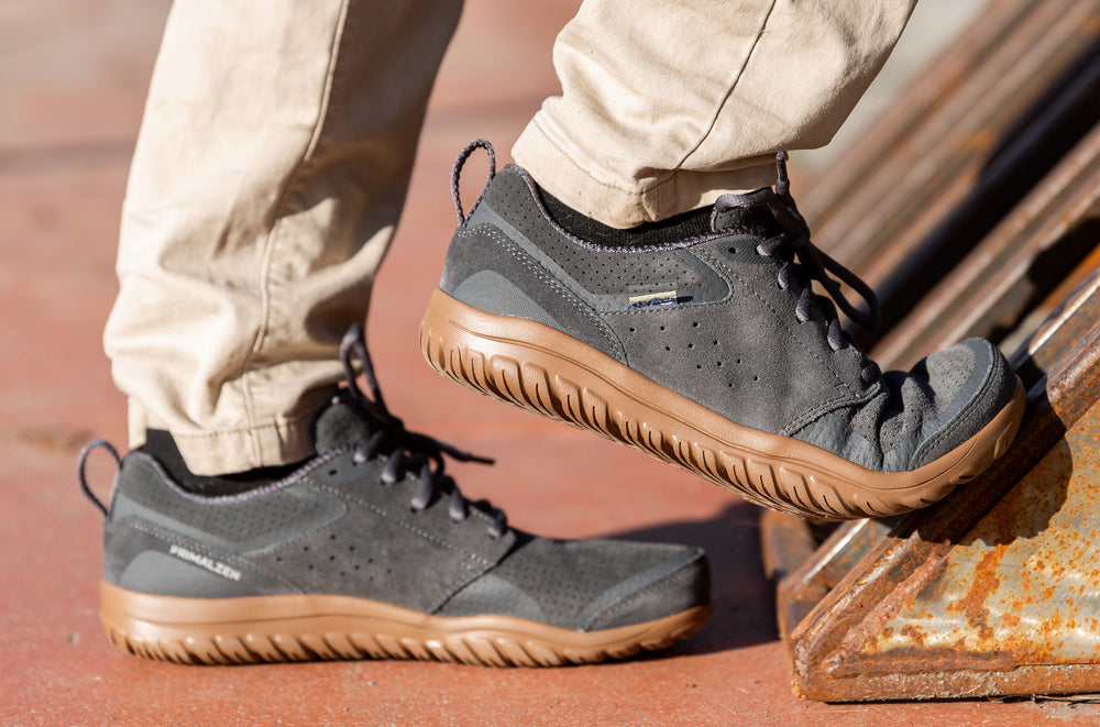 Men's Suede Minimal Sneaker - Gray