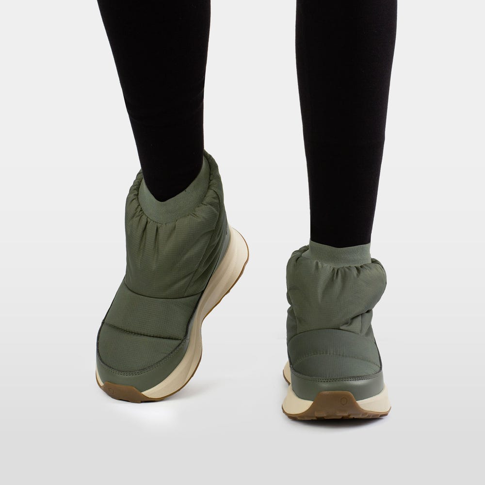 Women's Waterproof Insulated Winter Boots - Green