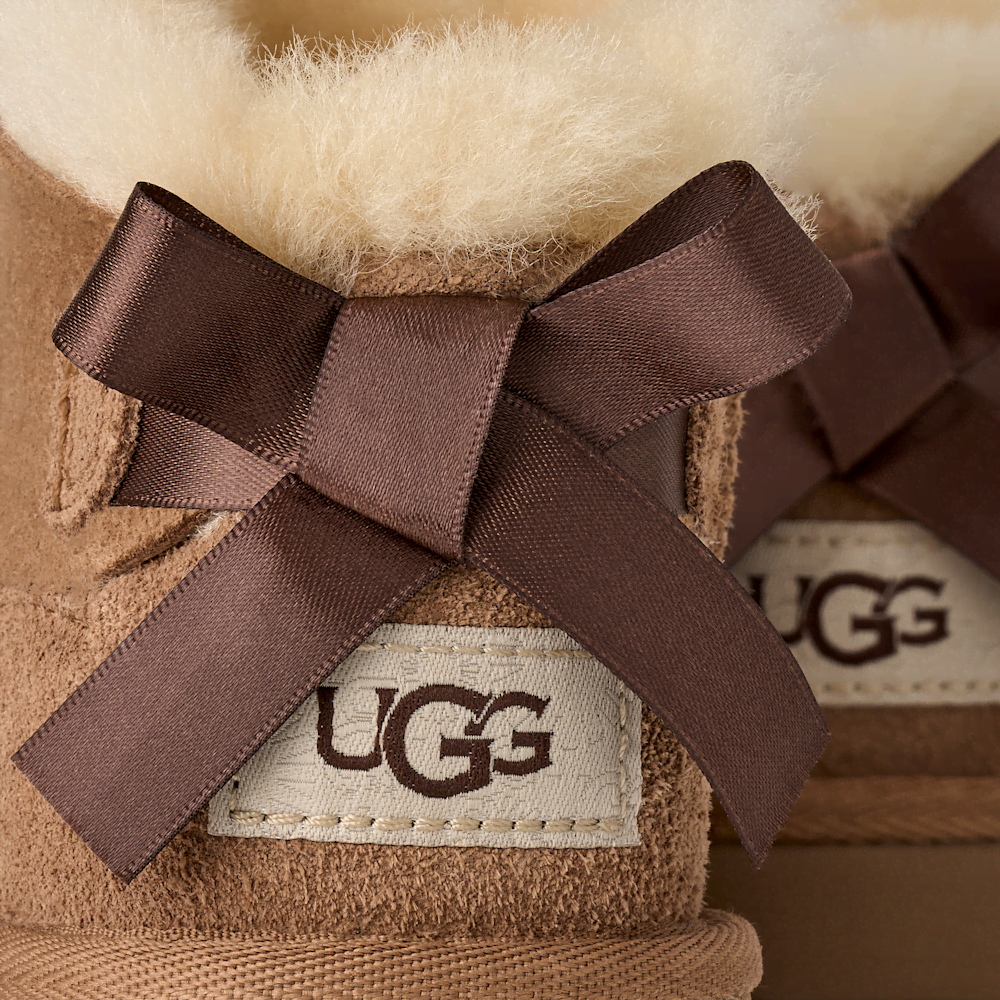 Kids' Short Sheepskin Bow Boot - Burgundy