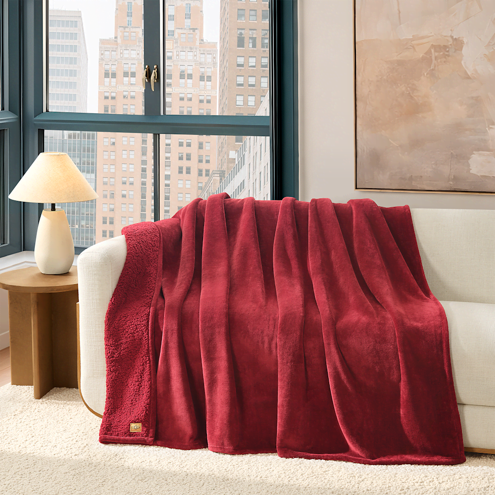 Extra-Large Plush Polyester Throw - Coffee Berry