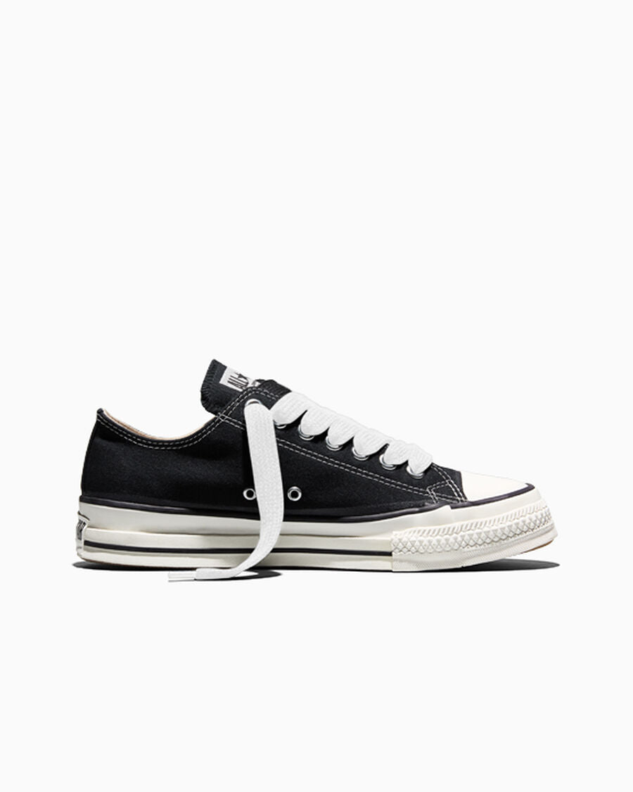 Canvas Low-Top Sneaker - Gold Palm - Black/Vintage White/Black