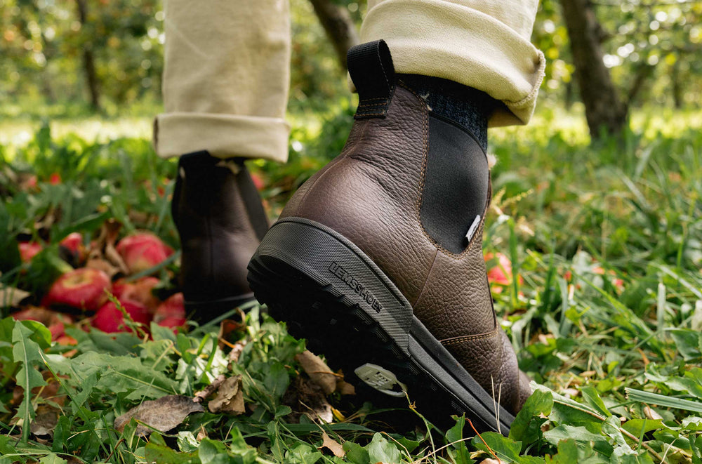 Men's Waterproof Leather Chelsea Boot - Brown